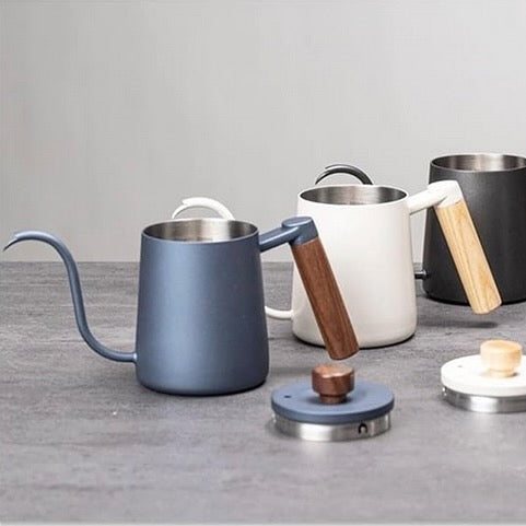 Bouilloire à café Précision Pro trois couleurs