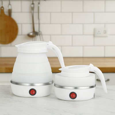 Deux bouilloire mini Flexsilicone sur comptoir- Mon Univers Thé et Café