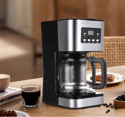 Cafetiere a grain Americano sur table
