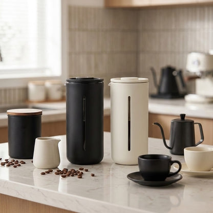 Cafetiere a piston Saveurs Premium blanc et noir avec tasses