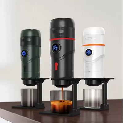 Cafetiere de poche Expresso Mobile sur support