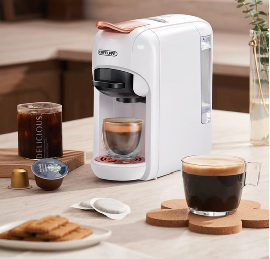 Cafetière dosette Express30 avec café sur table - Mon Univers Thé et Café