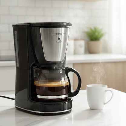 Cafetiere filtre Autobrew sur un comptoir avec une tasse