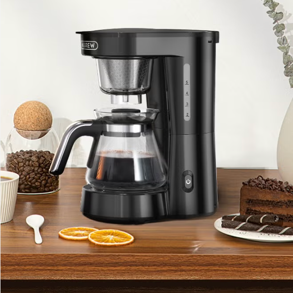 Cafetière Polyvalente sur table verse café