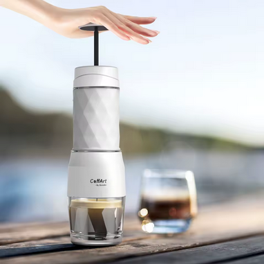 Cafetiere portable Expresso Nomade femme presse café