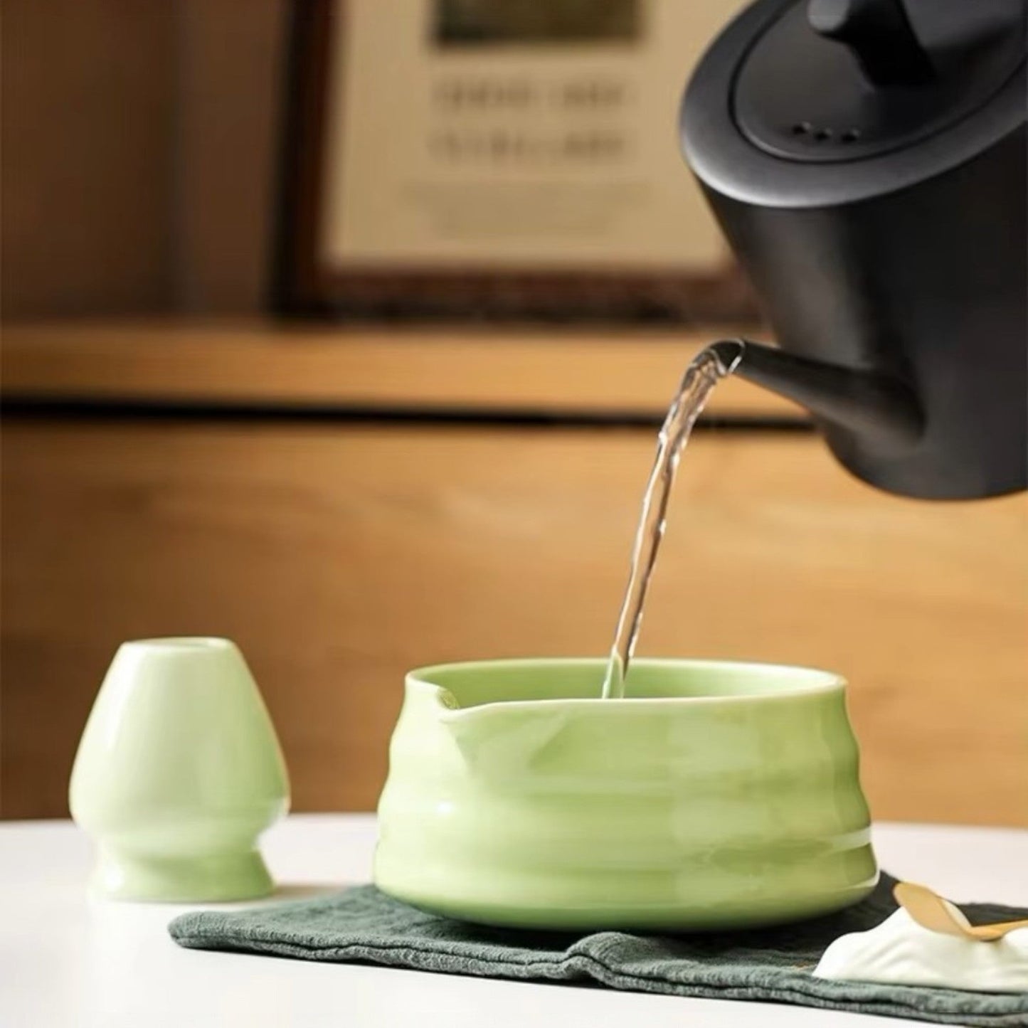 Coffret Matcha - ZenMatchaTeaSet - Vert Matcha reçoit eau