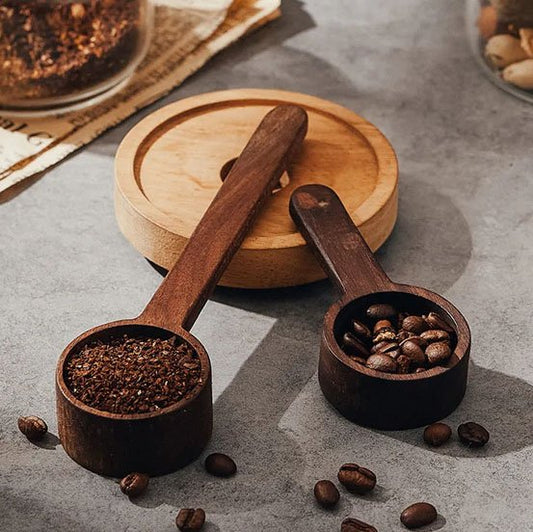 Cuillère doseuse avec grain et café