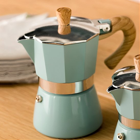Deux cafetière italienne verte