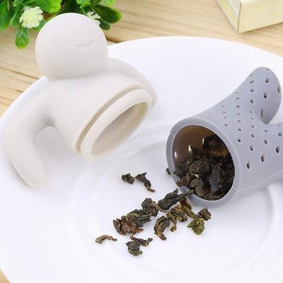 Infuseur de thé Premium Silicone ouvert avec feuilles de thé