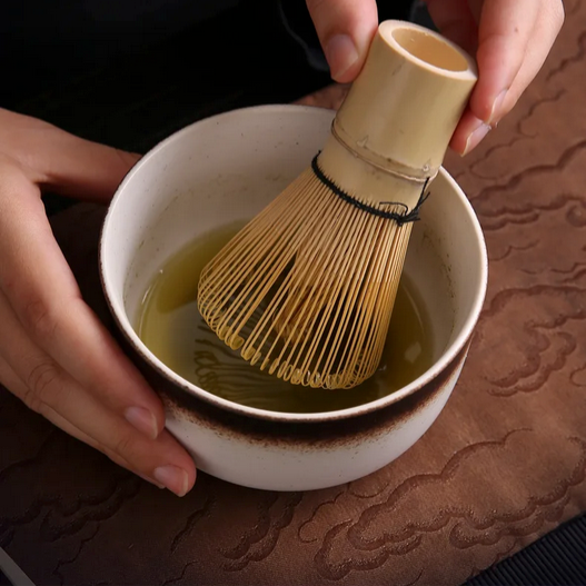 Kit à matcha Cérémonie Japonaise fouet dans le bol