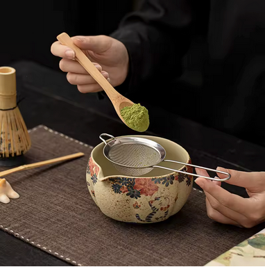 Kit Matcha Cérémonie Authentique matcha sur bol