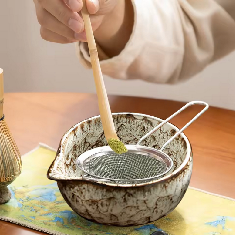 Kit Matcha Traditionnel Japonais matcha sur tamis et bol