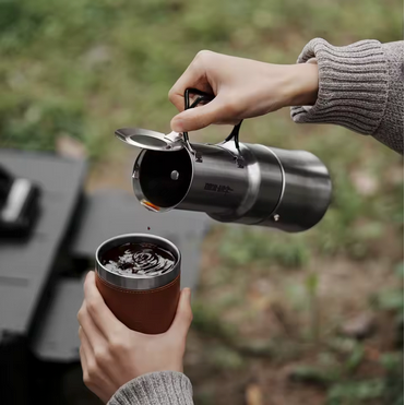 Machine a cafe portable Adventure compact verse café