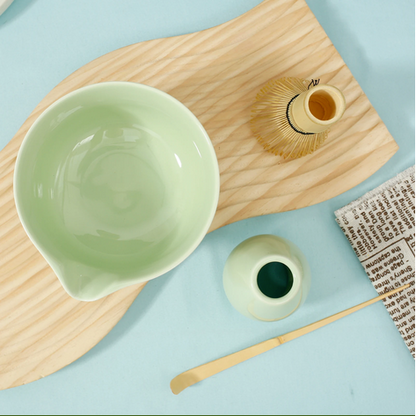 Matcha green tea set Pause Zen sur plateau
