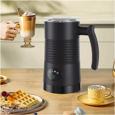 Mousseur de lait électrique Mousèa  accompagne petit déjeuner