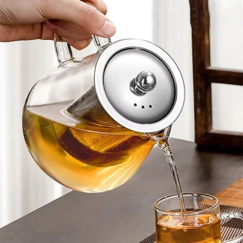 Theiere en verre Borosilicate 1300ml thé versé dans tasse