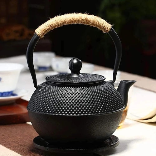 Theiere fonte Zen Saveur sur table