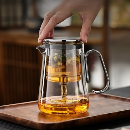 Théière infuseur PureBoil infuse le thé