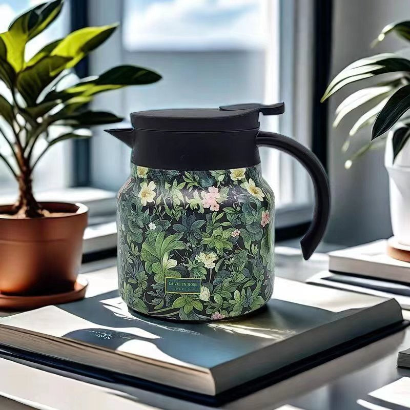Théière PrestigeThermo sur livre avec plante - Mon Univers Thé et Café